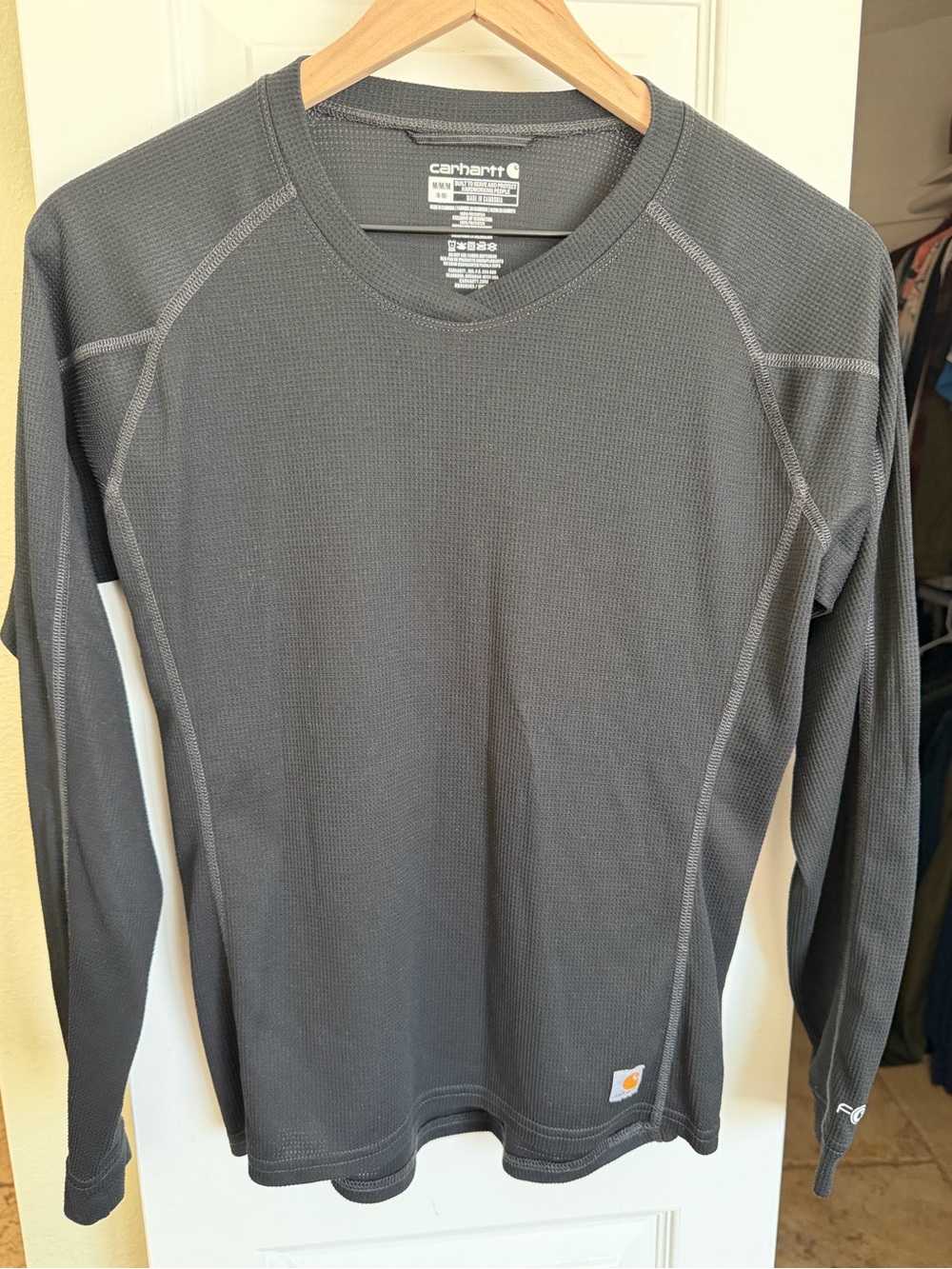 Carhartt Women’s Base Force Midweight Tech Crew Baselayer Top -Black